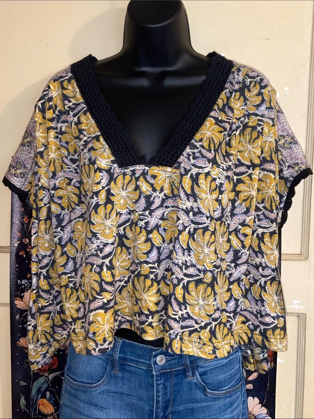 LEILANI MUSTARD FLORAL CROP TOP NWT Free People Lavender Sleeve Black Crochet - Picture 2 of 8